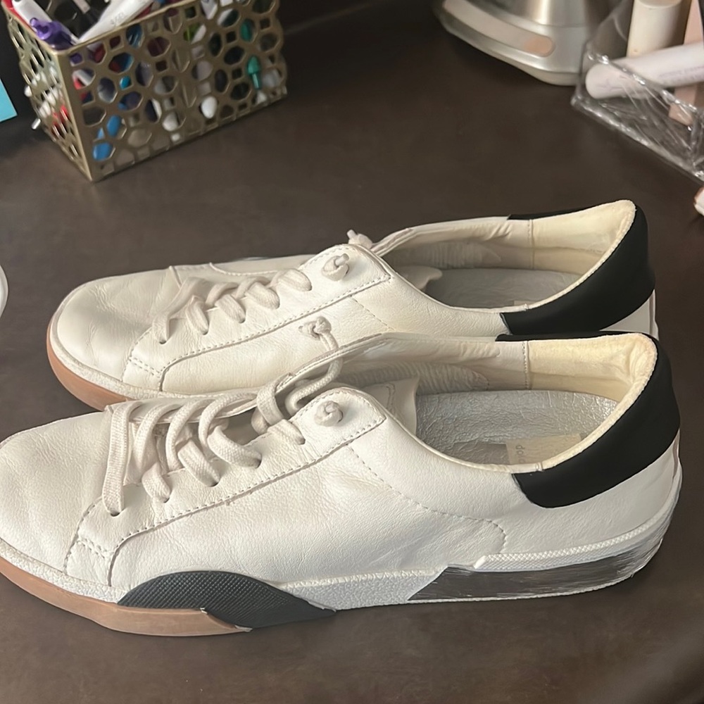 Dolce Vita Sneakers! Size 10!